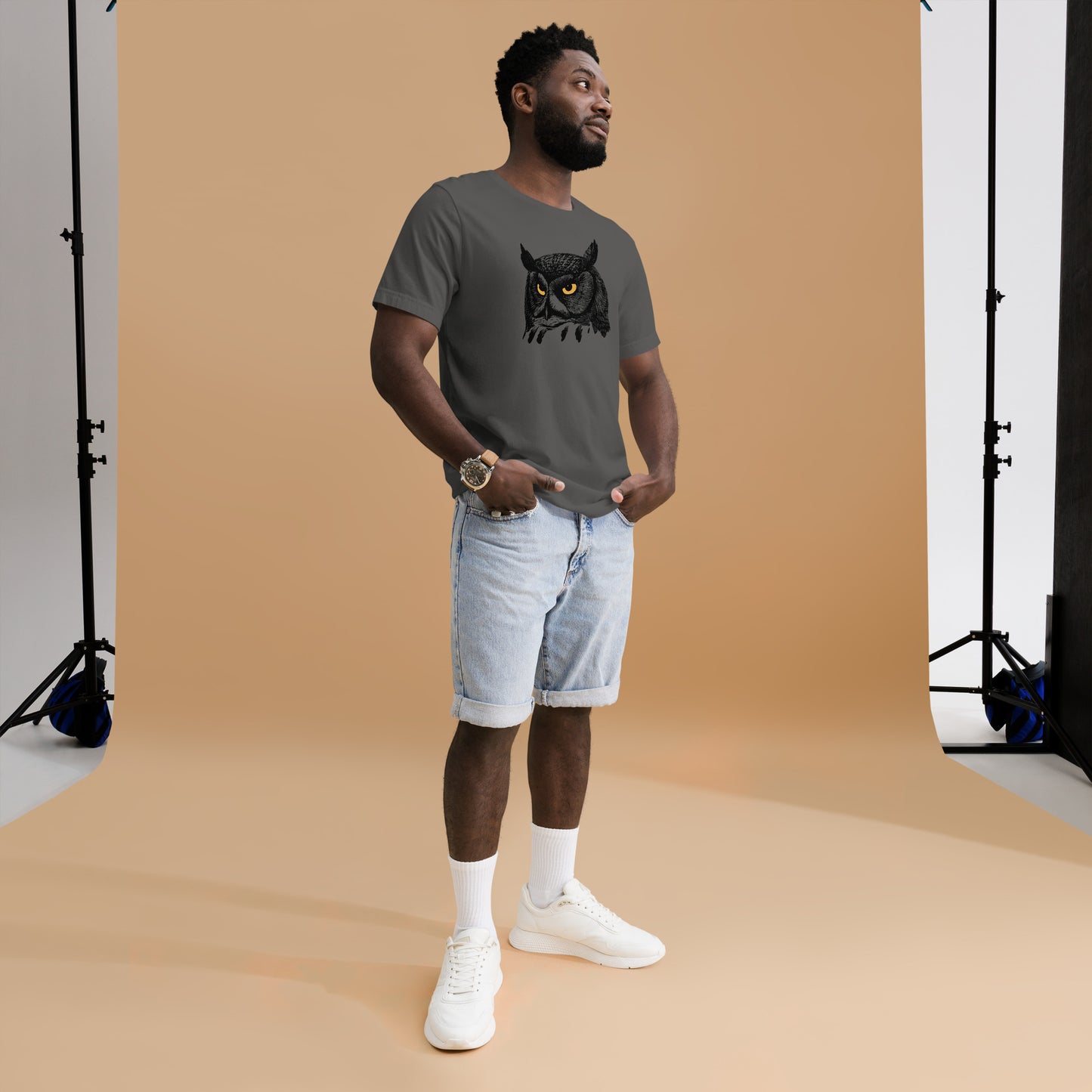 Golden Eye Owl Unisex t-shirt