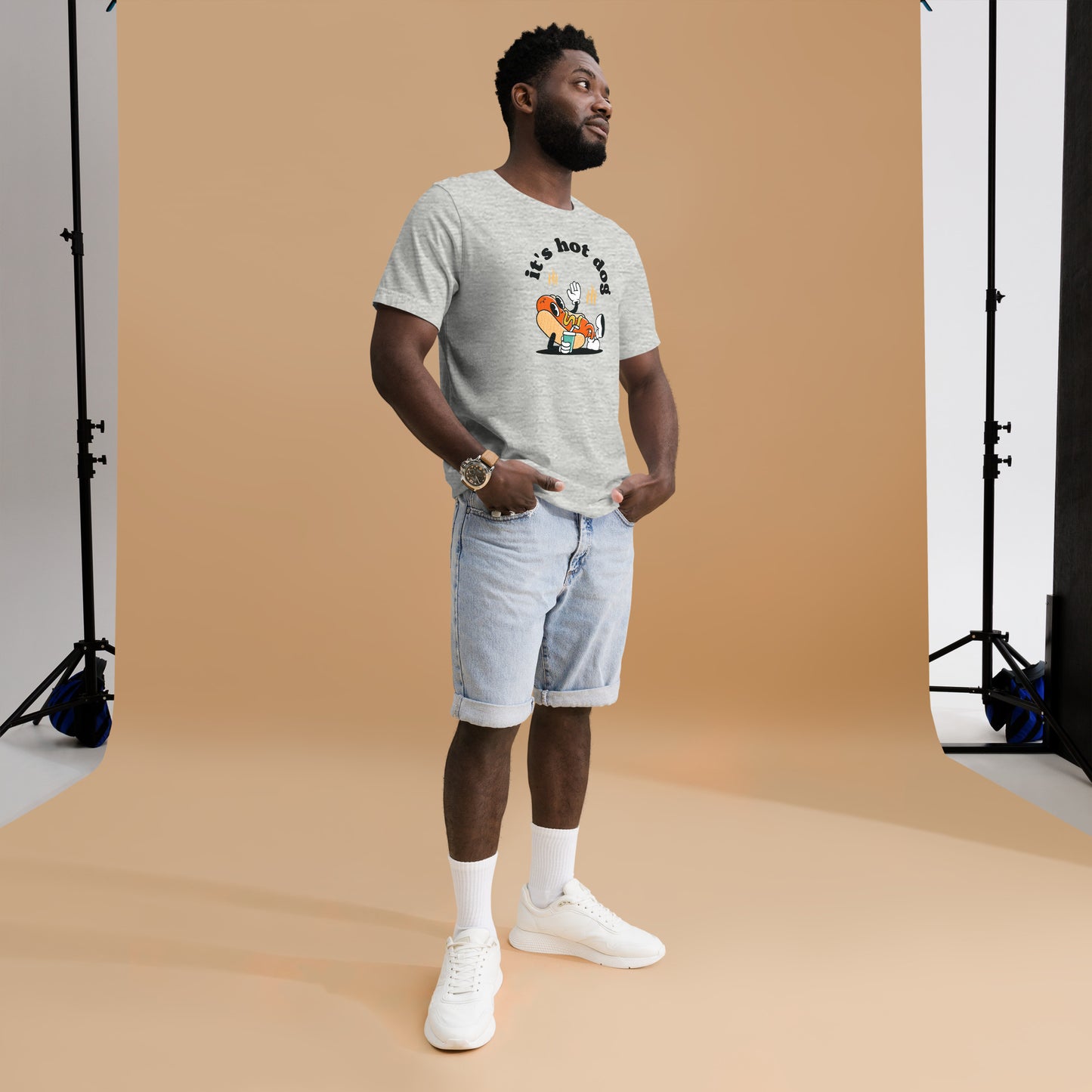 It's HOT dog Unisex t-shirt