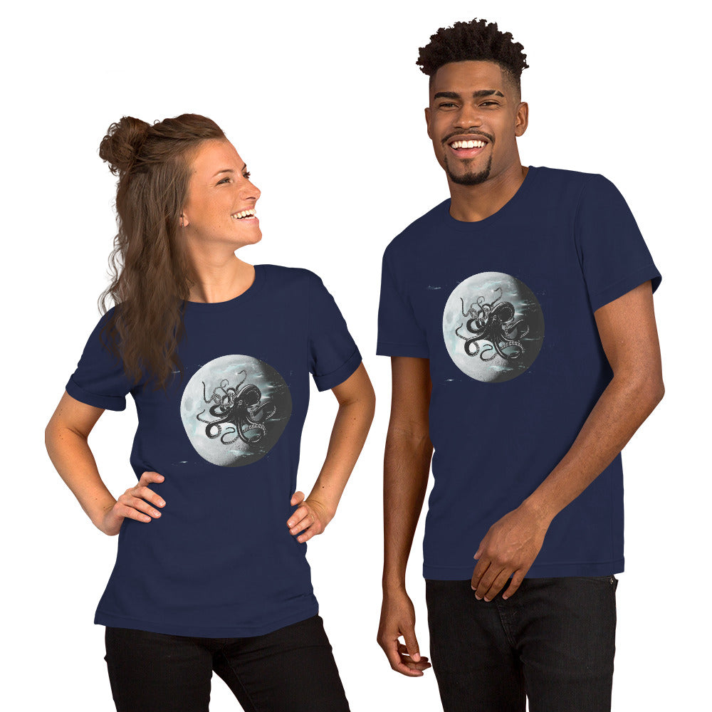 Octopus Moon Unisex t-shirt