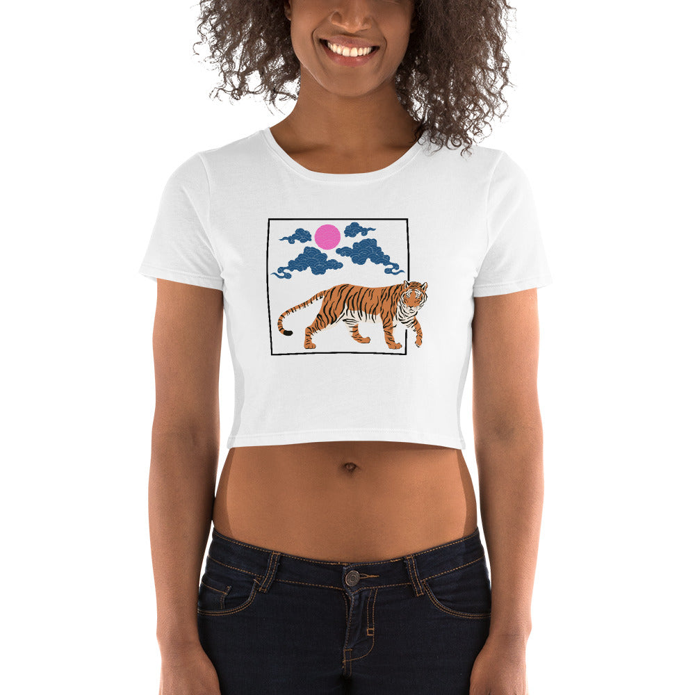 Traditional Tiger Japanese Pattern Sun Women’s Crop Tee